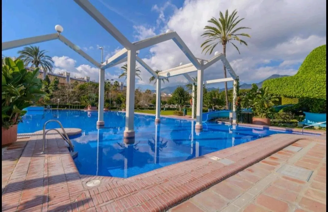 Estudio Benalbeach New Benalmadena 0*,